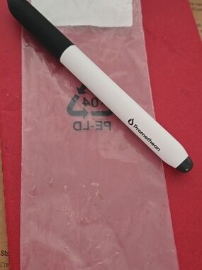 White and Gray Promenthean Board Pen